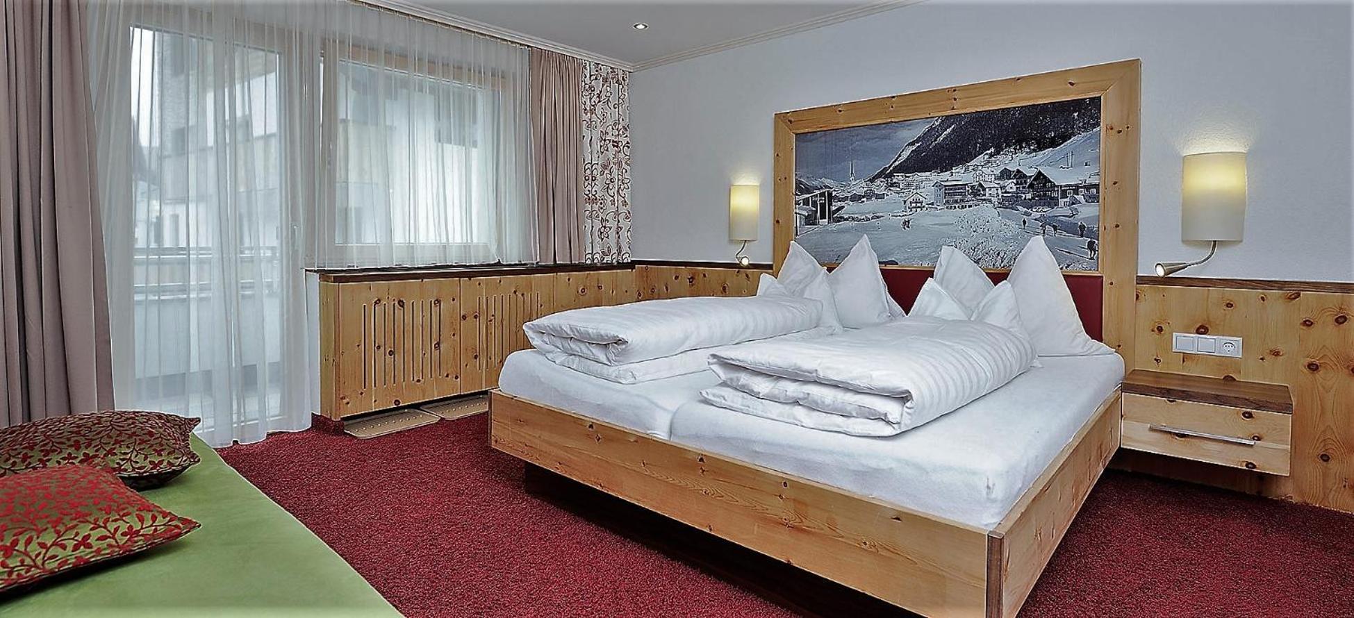 Hotel Kristall B&B Ischgl Exteriör bild